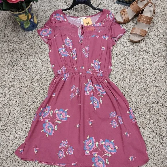 3072 Size Medium Matilda Jane Dress. - Picture 1 of 7
